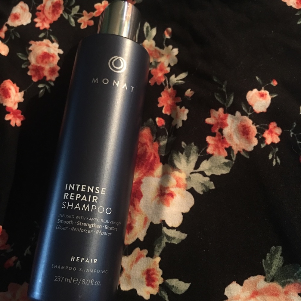 Intense Repair Shampoo— Monat